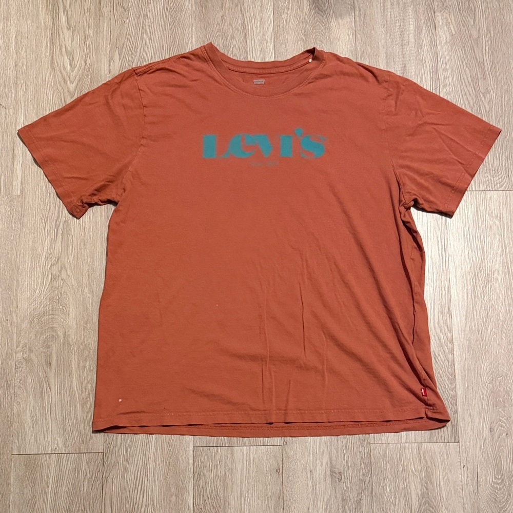 Levi's Men's Brick Red Tee